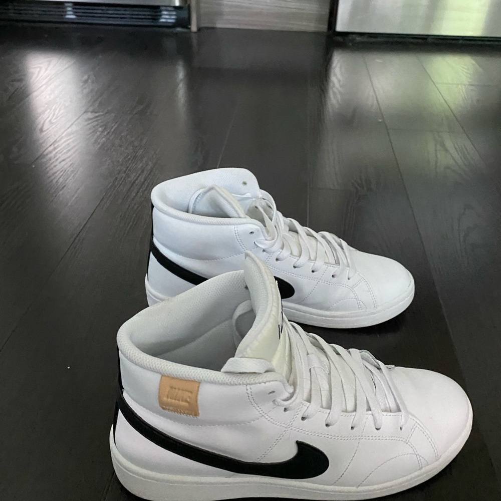 Nike Court Royals High Tops